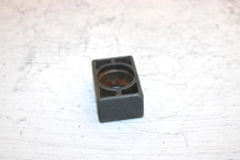 2001 Ski-doo Mxz 600 Oem Sway Bar Block 505070121 SS4