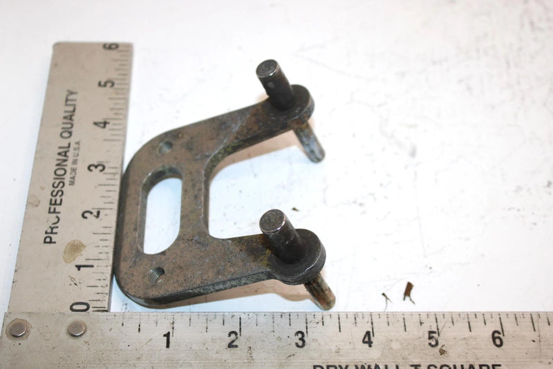 95 Polaris Sportsman 4x4 Oem Front Caliper Mount 1910056 1910513 AP70