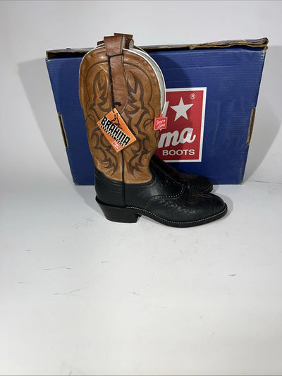 New Women’s Western Boots. Black Brahma Colored Boot. Size 8. 16-3