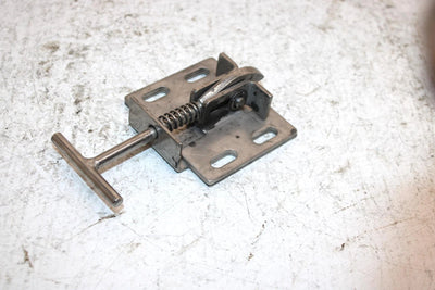 1992 Yamaha Waverunner Lx 650 Oem Seat Latch EU0-63850-00-00 JY22