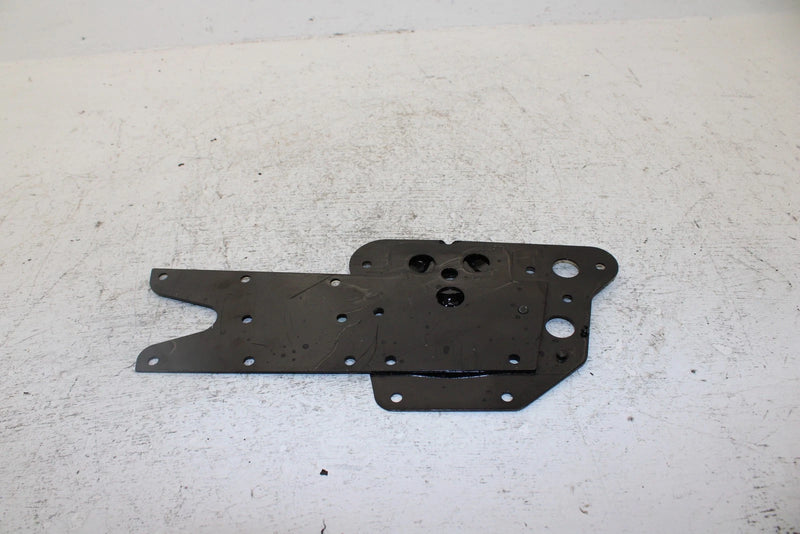 2000 Polaris Classic Touring Oem Left Suspension Bracket 1012439-067 SP54