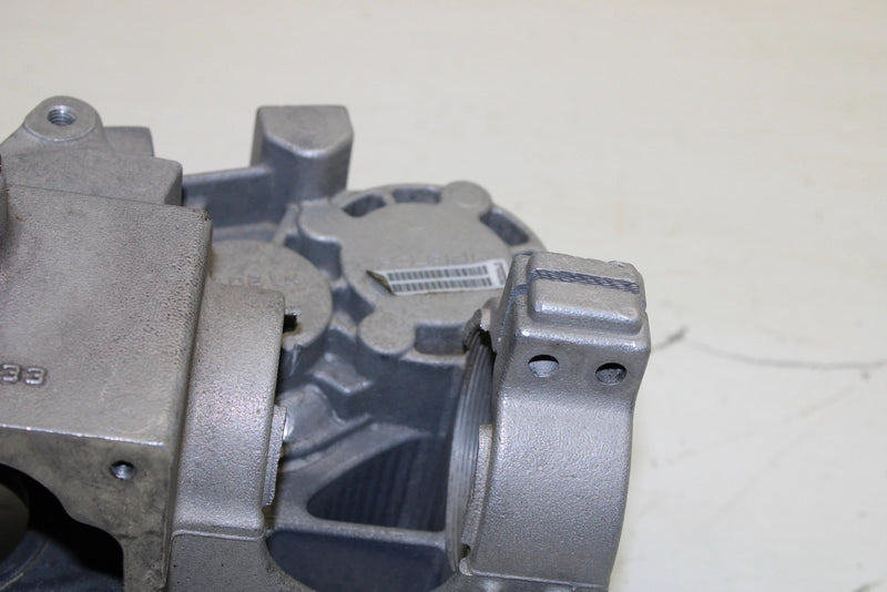 01 Polaris Sportsman 400 OEM Right Transmission Case 3233776 AP107