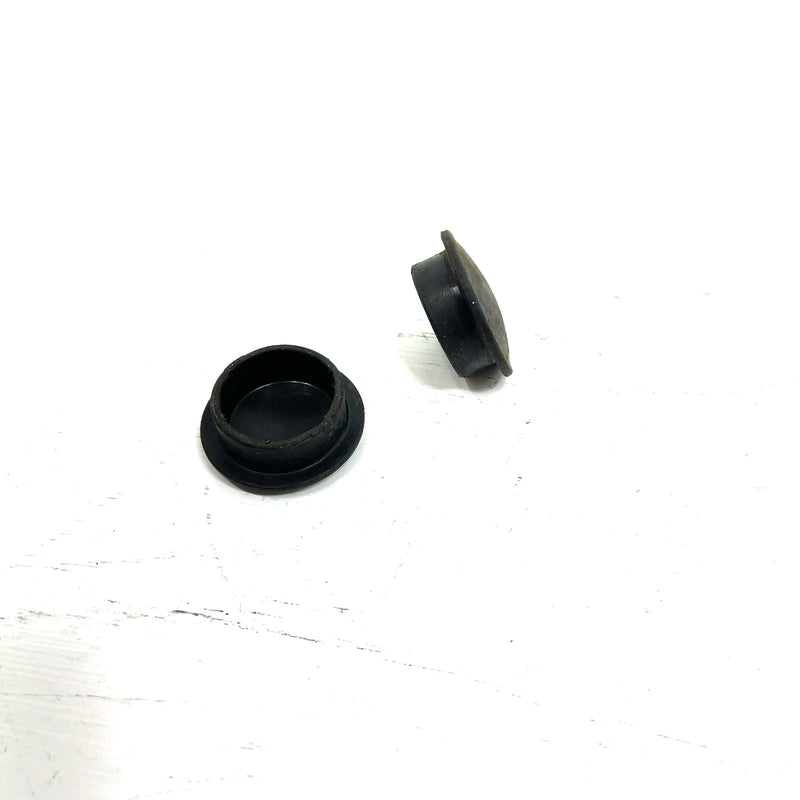 86-95 Yamaha Moto 4 OEM Swingarm Plug Cap Pair 90338-34069-00 AY66