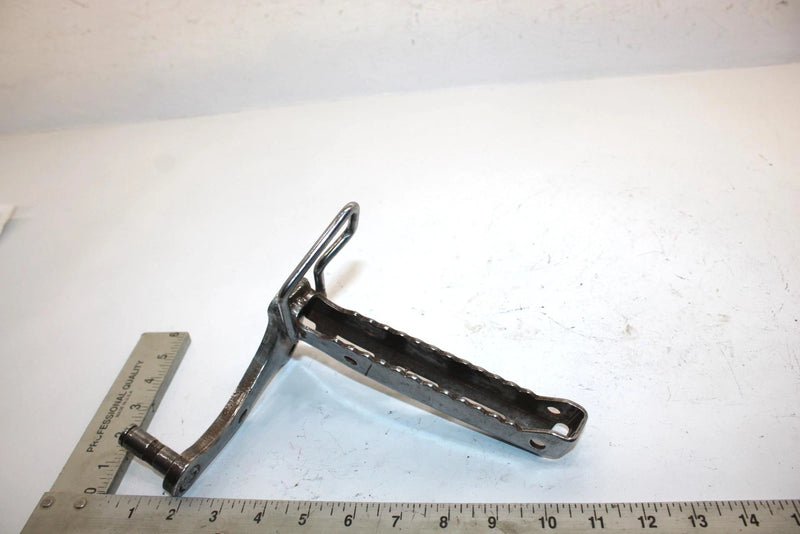 96 Yamaha  Warrior 350 Oem Right Footrest (Polished) 3GD-27421-11-00 AY6