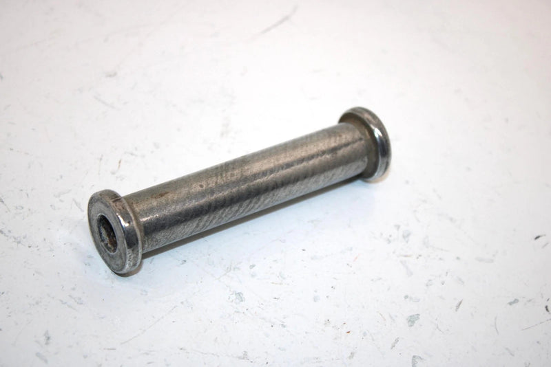 86 Honda Fourtrax 250 Trx250 A Oem Engine Mount Spacer (Long) 50252-HA6-000 AH32