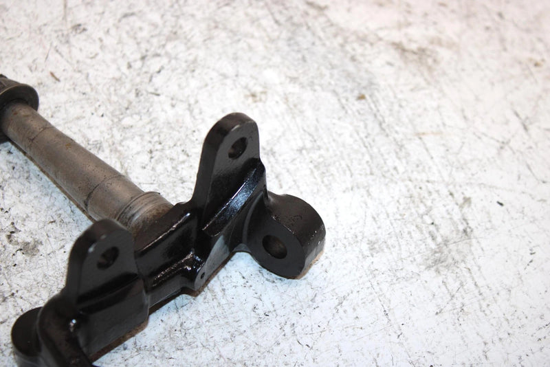 1987 Yamaha  Warrior Oem Left Steering Knuckle 1UY-23501-01-00 AY16
