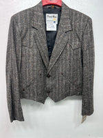New Women’s Pioneer Wear Gray Short Suit Jacket 38 #12555 W-605