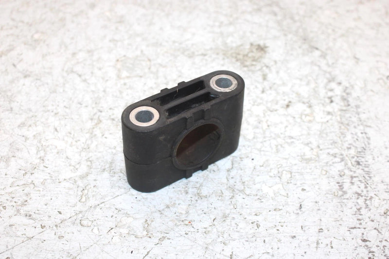 2006 John Deere  Buck 650 Oem Handlebar Mount Set 709400034 AJ0