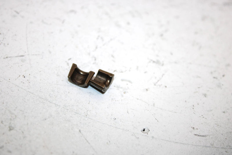 05 Polaris Phoenix 200 Oem Valve Cotter Pair 0452389 AP35