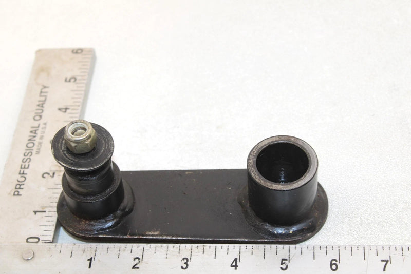 06 Polaris Fusion 900 Oem Rear Torque Arm Carrier Wheel Bracket 1542219-067 SP0