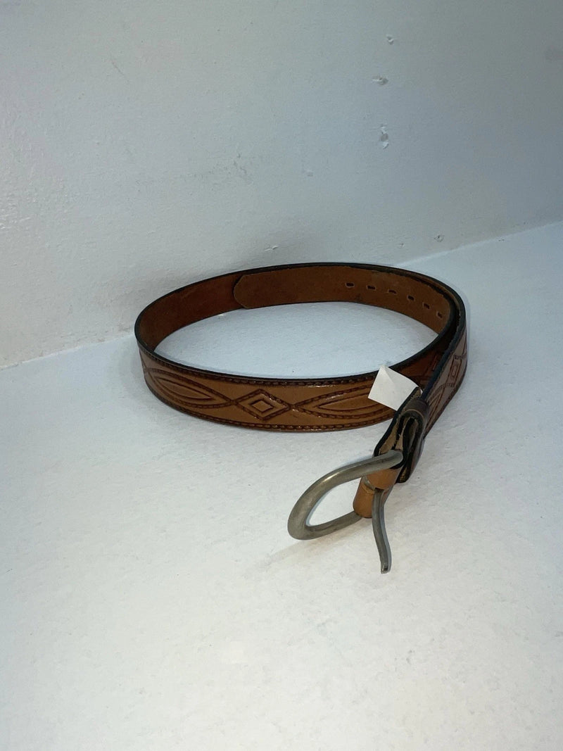 New Brown Genuine Leather Wrangler Tooled 34” Belt #5080/17 Z-39