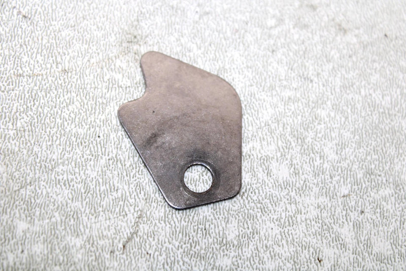 2003 Suzuki Lt-f400f Oem Oil Guide Plate 11323-38F00 AS23