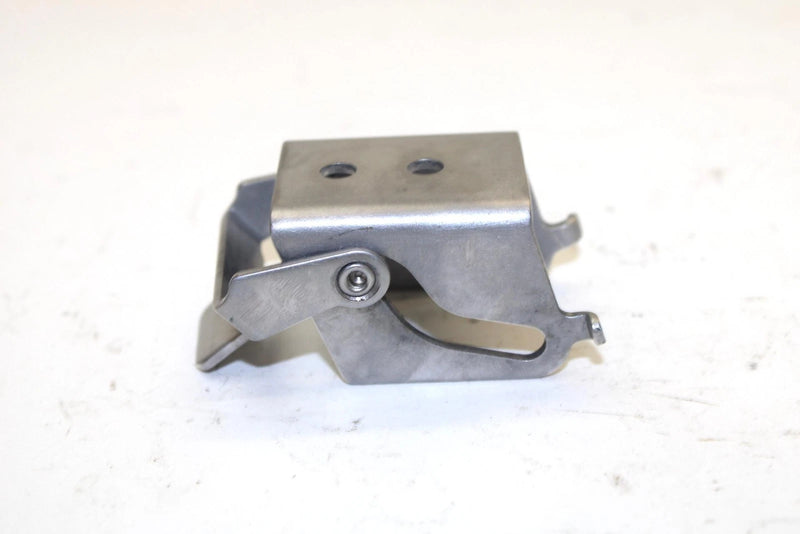 1992 Yamaha Waverunner Iii 650 Oem Latch Lock Stopper FJ0-62849-00-00 JY3