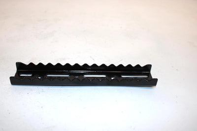 06 Can-am Outlander 400 Oem Footrest 705000428 705003648 Q1416