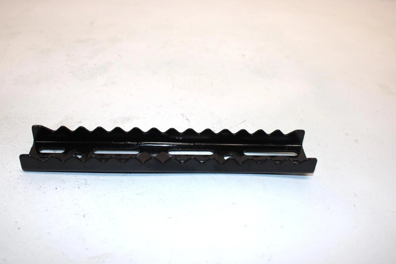 06 Can-am Outlander 400 Oem Footrest 705000428 705003648 Q1416