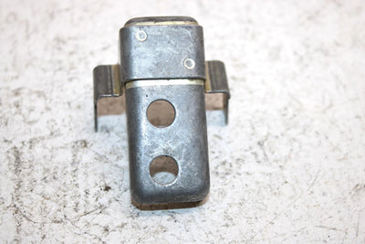 1987 Honda Fourtrax 350 A Oem Right Air Duct Bracket 17214-HA7-670 AH39