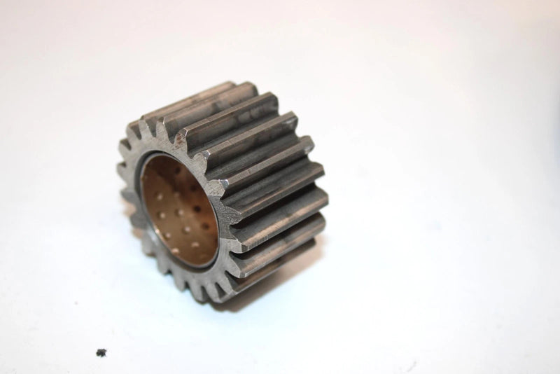 85 Suzuki Quadrunner 185 Lt185 2x4 Oem Clutch Housing 21221-24303 AS15