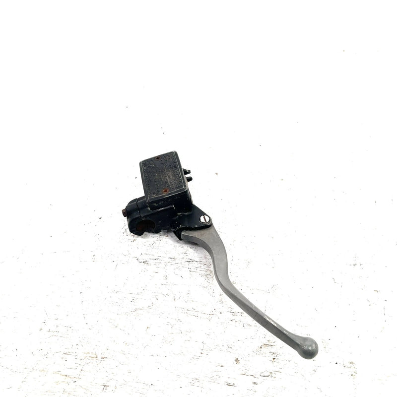 88 Honda FourTrax 300 4x4 OEM Front Brake Master Cylinder 45500-HC5-006 AH89