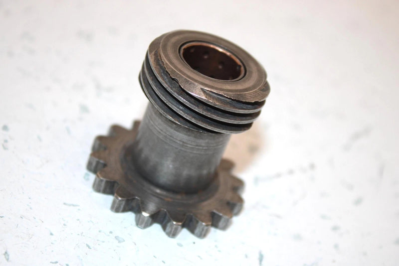86 Suzuki Lt185 Model F Oem Odometer Drive Gear 26460-24411 AS1