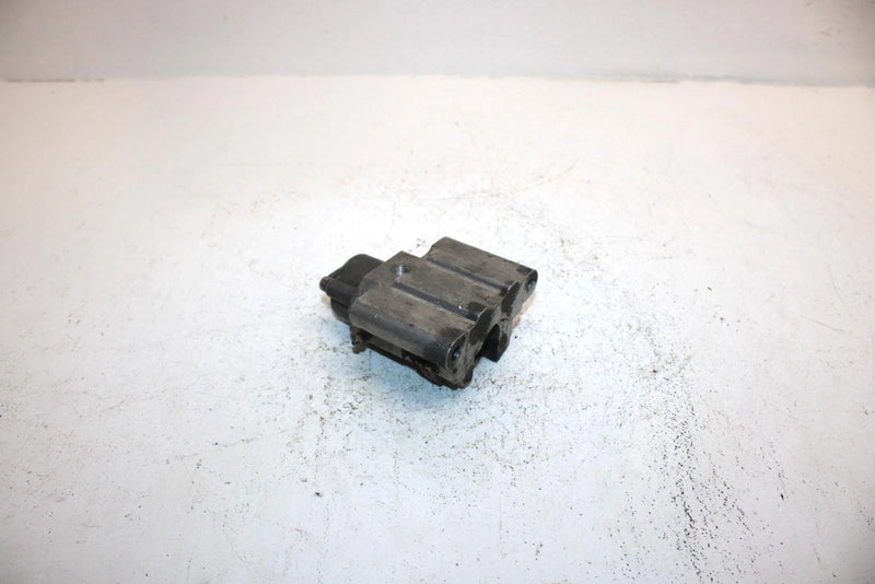 1998 Polaris Magnum 425 4x4 Oem Rear Brake Caliper 1910130 AP161