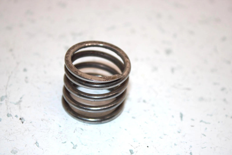 86 Kawasaki Bayou 185 Oem Spring 92081-1650 AK4