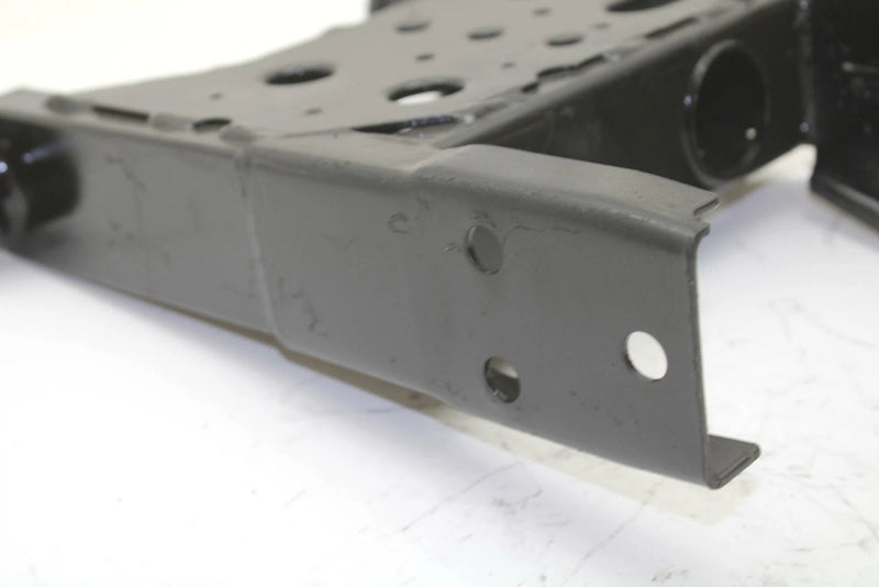 03 Polaris Magnum 330 4x4 OEM Swingarm 1541820 AP101