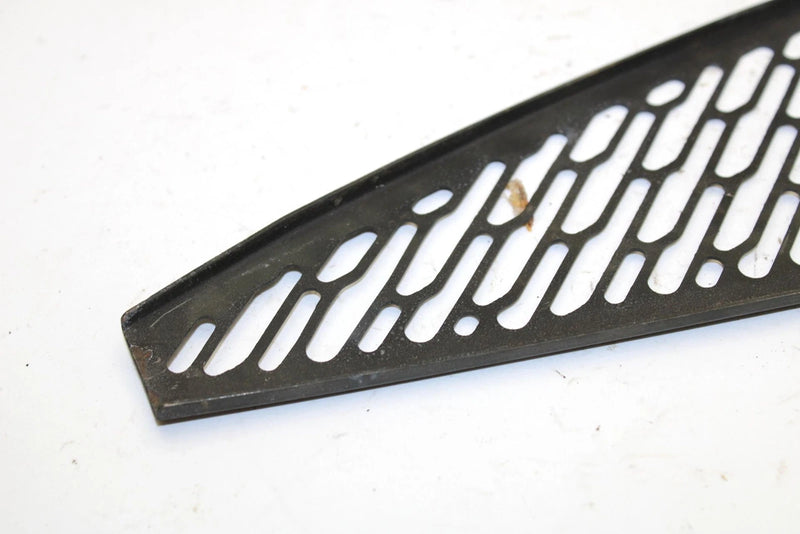 2005 Yamaha Rs Vector Oem Left Hood Screen 8ES-77109-00-00 SY91