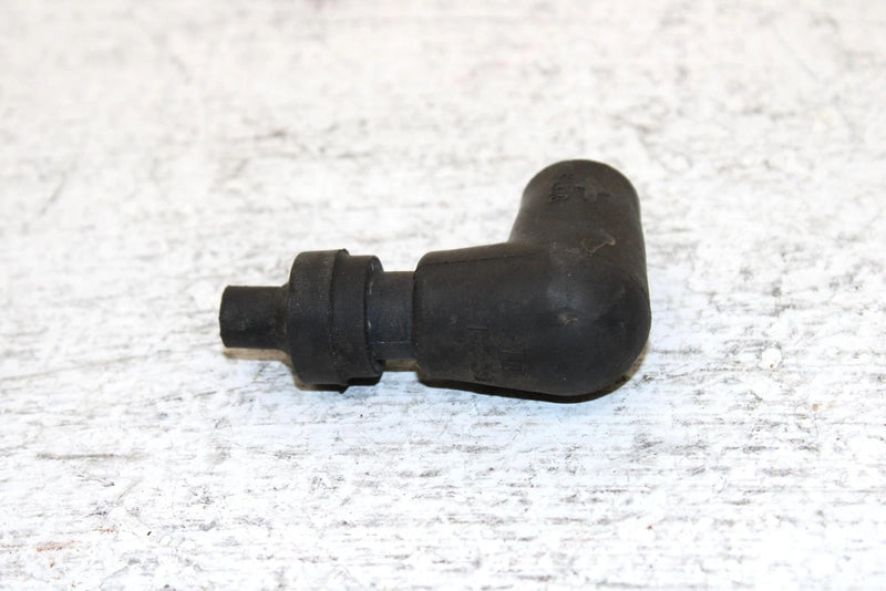 1987 Yamaha Exciter 570 L/c Oem Plug Cap 8DG-82370-00-00 SY18