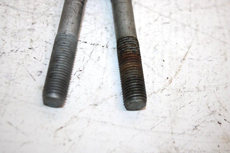2002 Polaris Sportsman 500 Oem Cylinder Bolt Pair 3084873 AP87