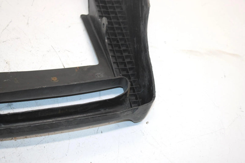 94 Yamaha Vmax 600 Oem Rear Bumper Cover 89A-77542-00-00 SY2