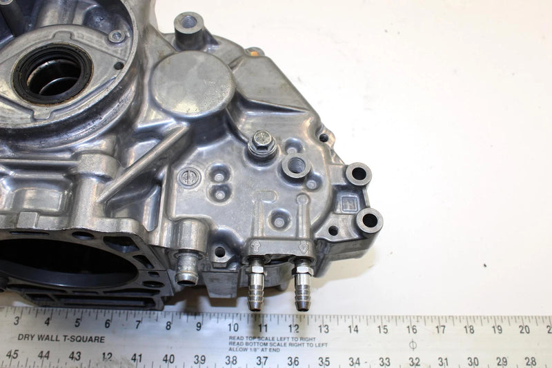 01 Polaris Sportsman 400 OEM Crankcase 3085633 AP113