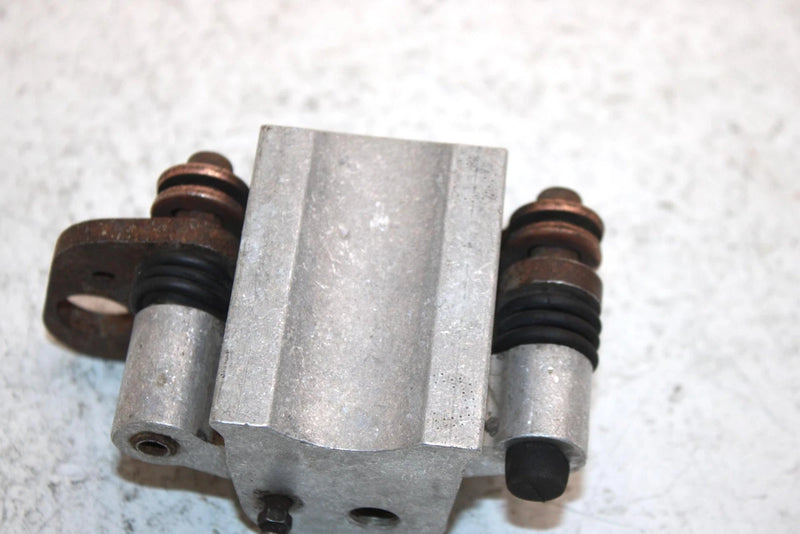 2001 Polaris Magnum 325 Oem Right Front Brake Caliper 1910548 AP98