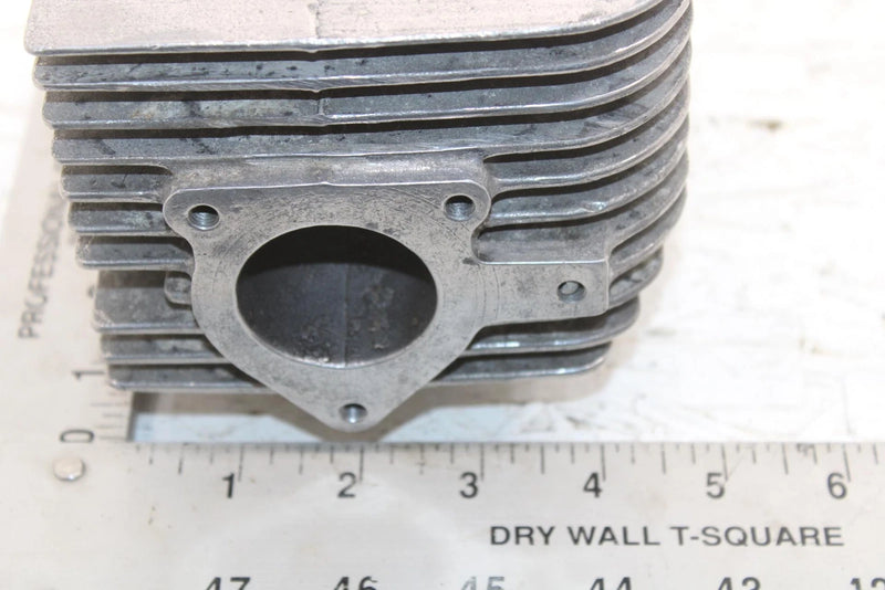 1979 Yamaha Enticer 340 Oem Right Side Cylinder Head 8H9-11321-00-00 SY66