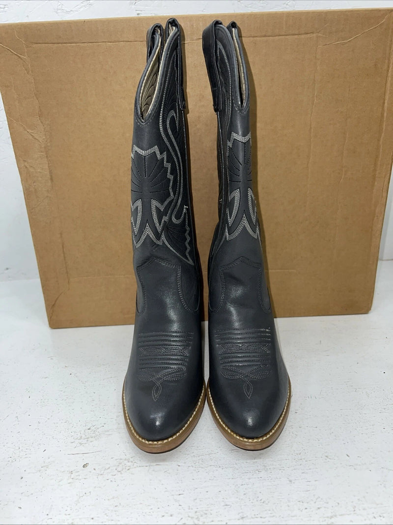 New Women’s Grey Capezio Cowboy Boots. L702 6.5 6 1/2 M. 19-47