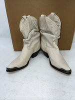 New Women’s Cream Capezio Cowboy Boots. L 467 7.5 7 1/2 M. 17-34
