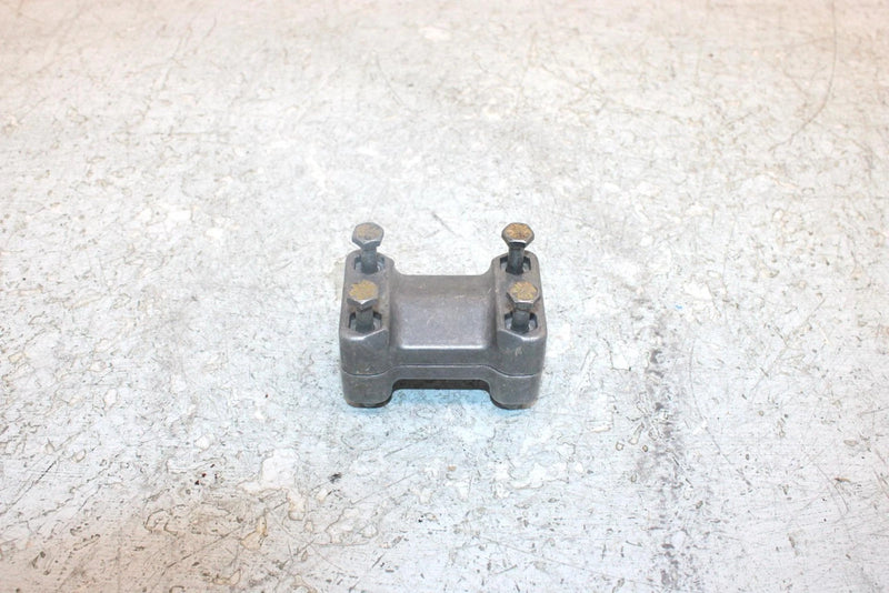 2004 Polaris Trail Boss 330 Oem Handlebar Mount W/Bolts  5631973 AP117