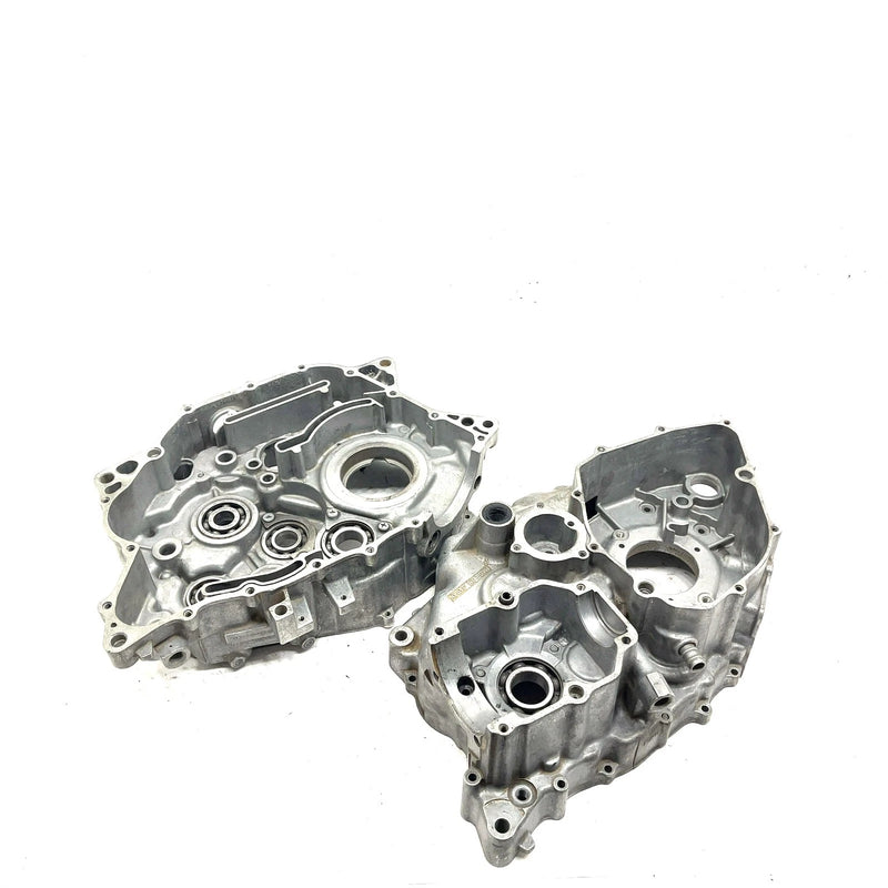 1992 Yamaha Big Bear 350 YFM350FW 4x4 OEM Crankcase 1YW-15100-07-00 AY53