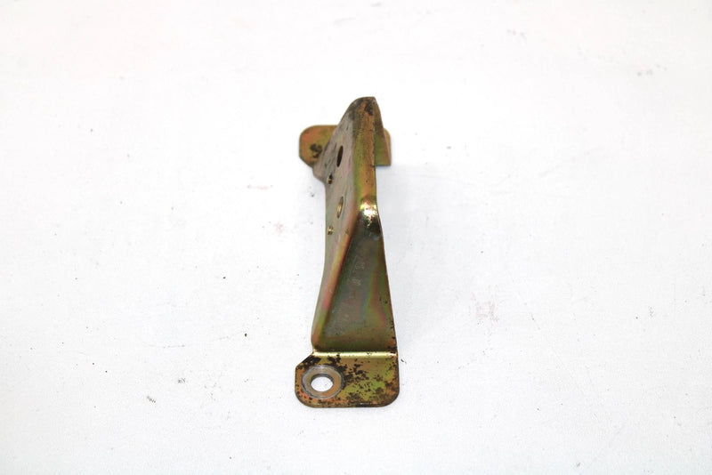2004 Polaris Classic Edge Oem Right Lower Engine Mount Bracket 5245044 Q4547