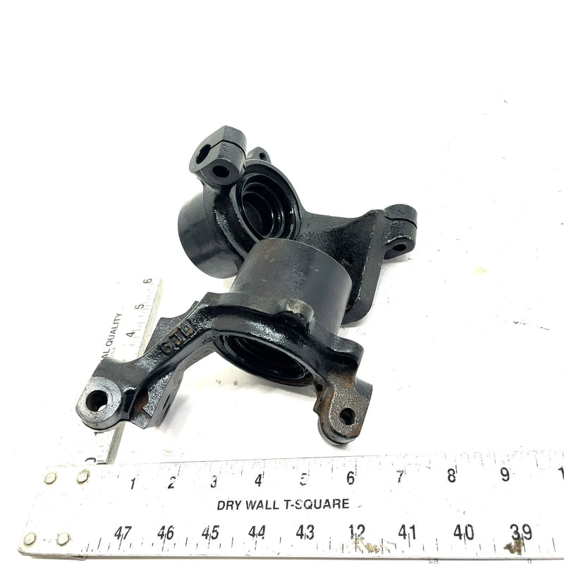 1987 Suzuki Quadrunner 4WD LT4WD OEM Steering Knuckle Set 51241-19B01 AS28