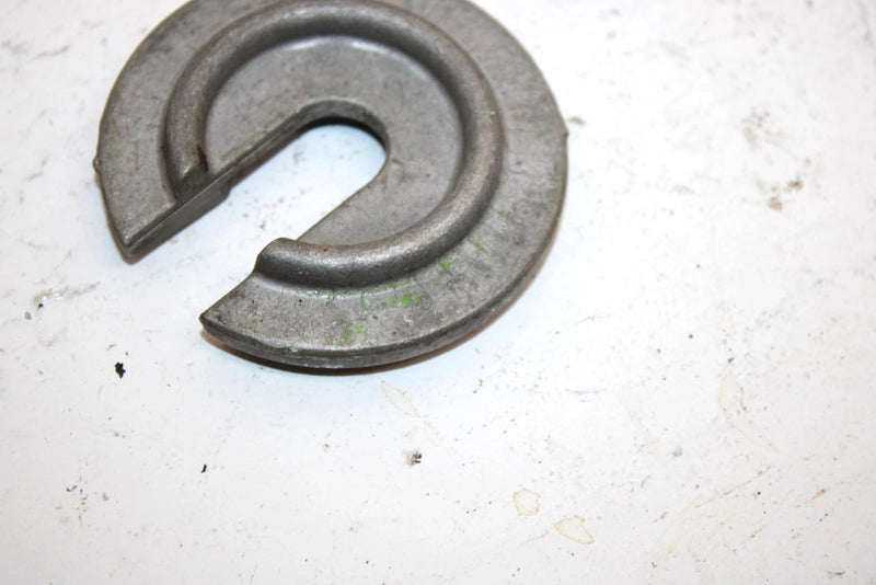 04 Arctic Cat Z 440  Oem Upper Shock Spring Retainer 1603-889 Q2735