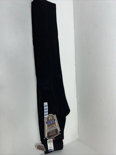 New Men’s Black Cowboy Cut Slim Fit Wrangler Jeans. 9x36 H-12