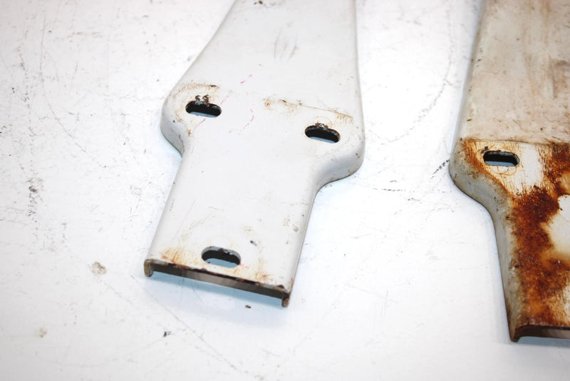 92 Polaris 440 Oem White Hinge Pair ASM/HD 2635005-067 SP128