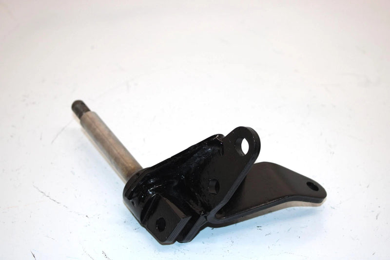 87 Polaris Trail Boss 250 2x4 Oem Right Steering Spindle 1821024 AP32
