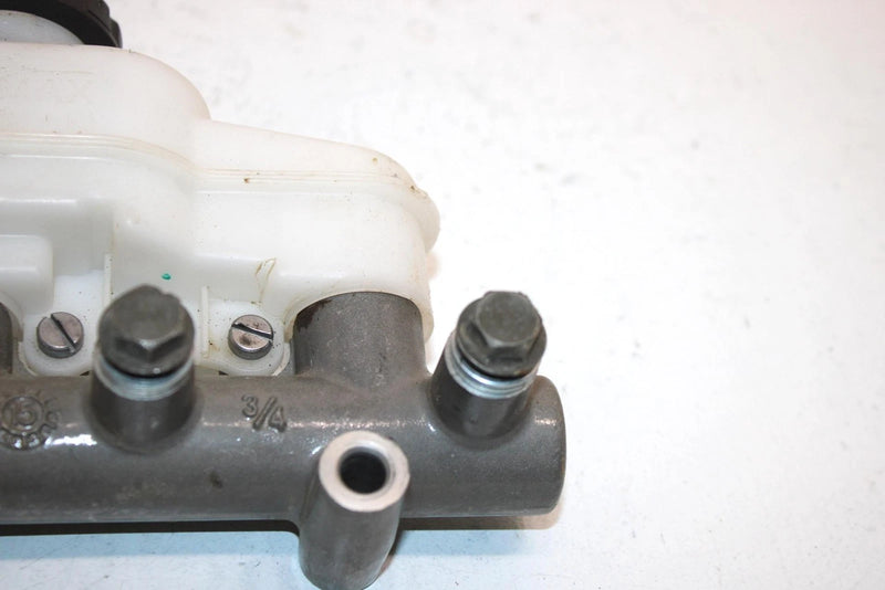 2008 Polaris Ranger 700 Oem Brake Master Cylinder 2203454 1912463 XP0