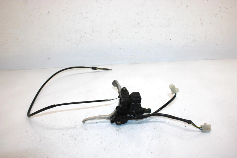 00 Yamaha Sx500r Oem Master Cylinder 8DF-W2587-00-00 8DF-W2587-40-00 SY0