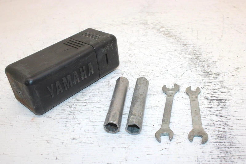 1997 Yamaha Venture Tr Oem Tool Box 85L-28100-01-00 SY15