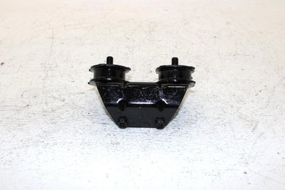 87 Yamaha Exciter 570 L/c Oem Rear Upper Motor Mount 82M-21425-00-00 SY18