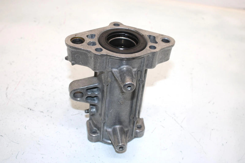 86 Suzuki Lt185 Model F Oem Axle Housing 64720-24402 AS1