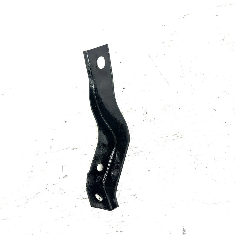 1984 Suzuki Quadrunner 185 LT185 OEM Front Left Fender Bracket 53243-18901 AS39