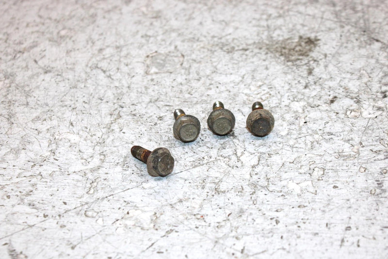 2006 John Deere  Buck 650 Oem Radiator Fan Mount Bolt Set 207562034 AJ0